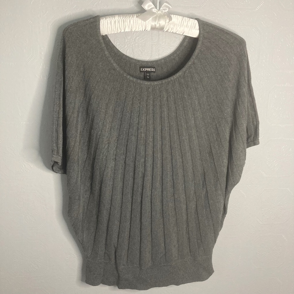 Express 3/4 sleeve Ribbed Women’s Sweater size Large